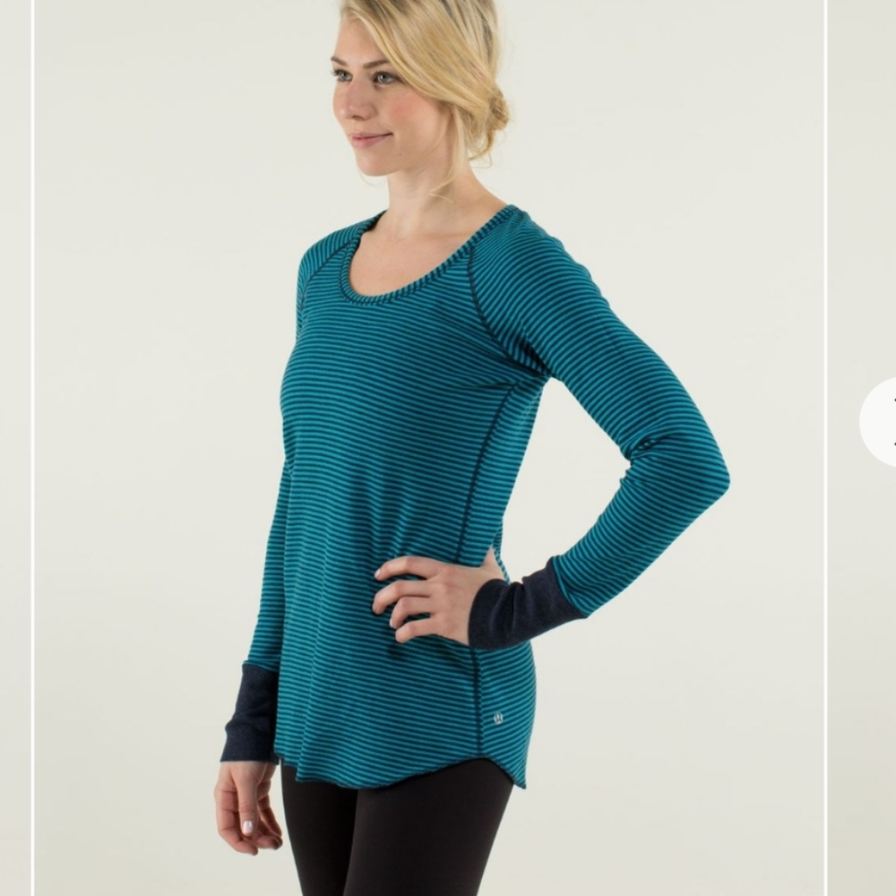 Lululemon Open Your Heart Long Sleeve Heathered Ink / Classic Stripe Reversible